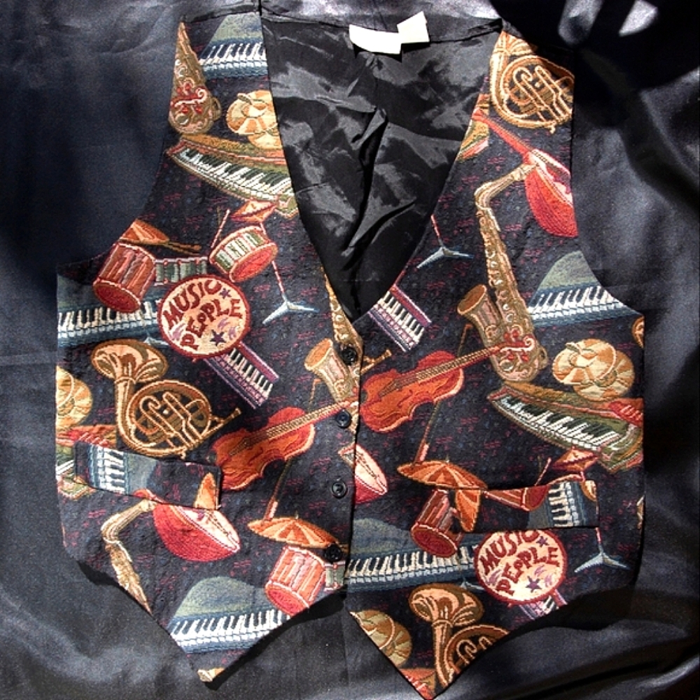 Vtg. Ivy Club Classics Tapestry Novelty Vest, Size L/XL w/Music Instruments